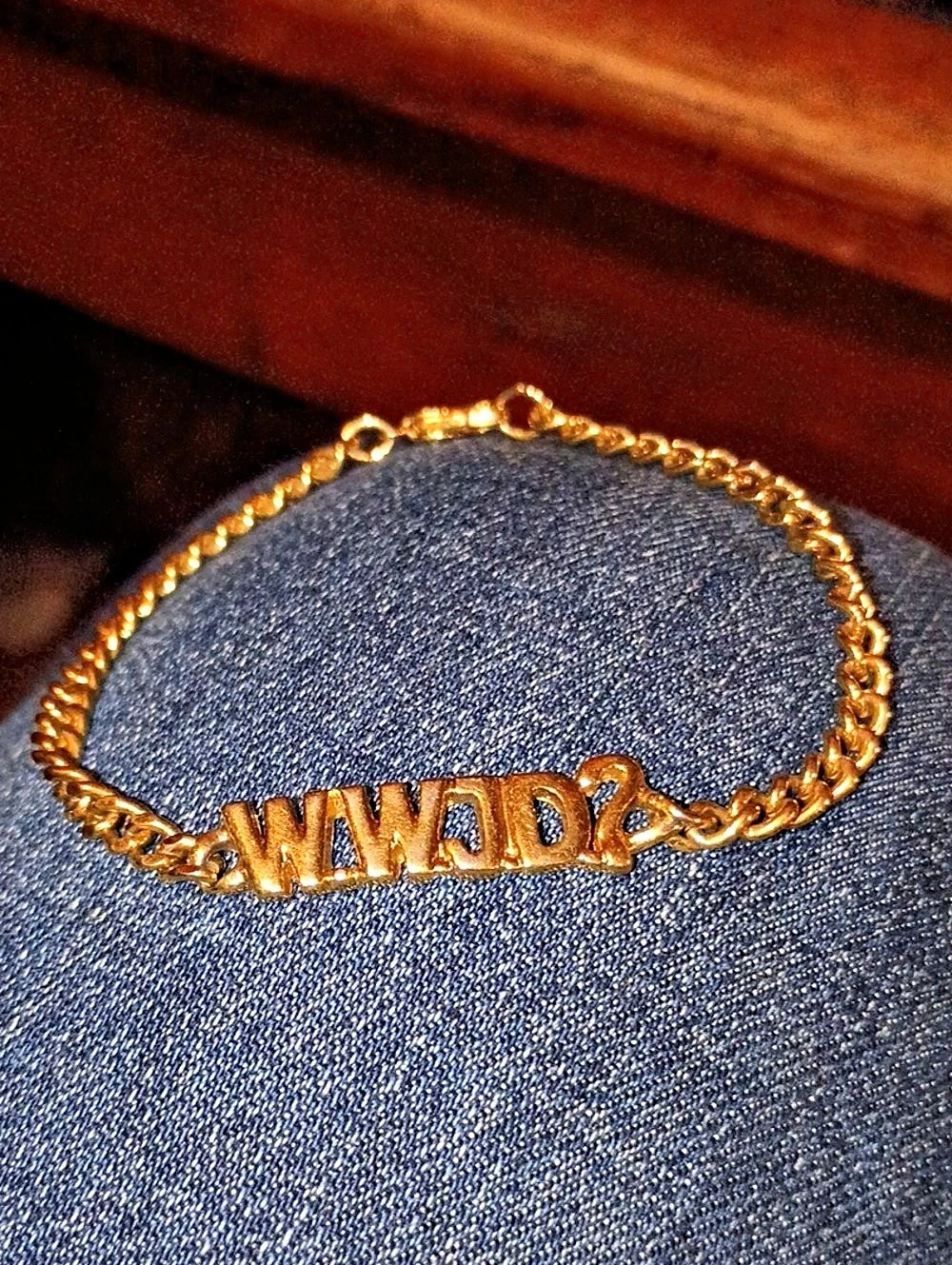 Gold-Tone WWJD Bracelet Like New